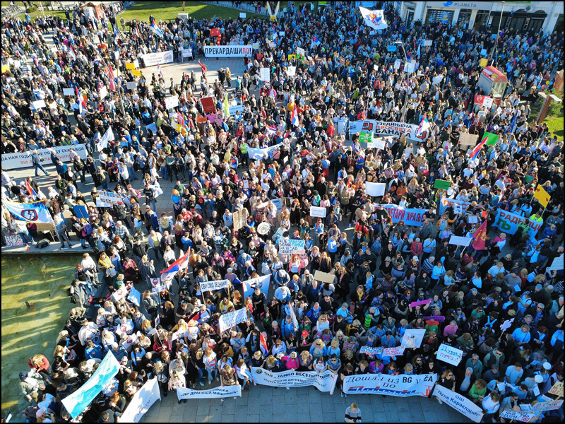 protest dron 6