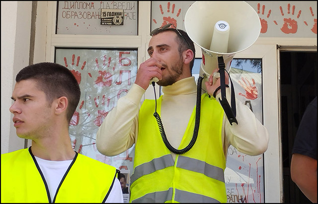 Podrška studentima koji su blokirali Akademiju strukovnih studija u Užicu 2 Dusan Savic Foto Nenad Kovacevic