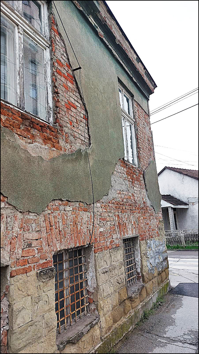 Oronule zgrade u Obilićevoj - pretnja po bezbednost Čačana 3 fasada 3