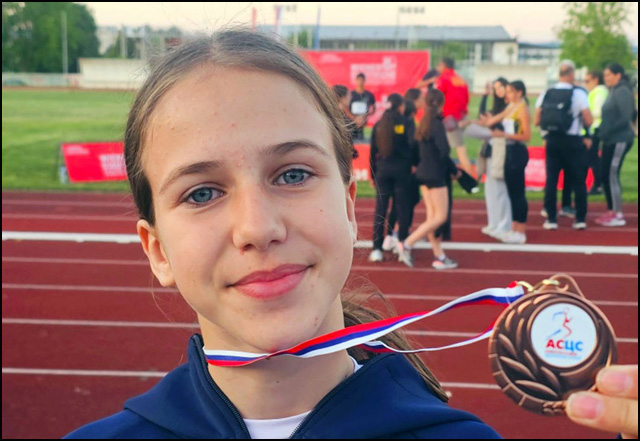 Uspesi mladih užičkih atletičara na Prvenstu centralne Srbije 2 Dunja Vukajlovic Foto AK Mladost