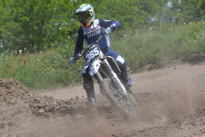 Veliki uspeh Čačana na moto-krosu 1 Vuk Cajic