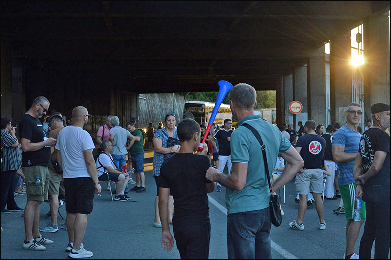 Sa protesta i blokade u Užicu: Građani traže smenu lokalne vlasti (FOTO/VIDEO) 5 Blokada Foto Nenad Kovacevic 2