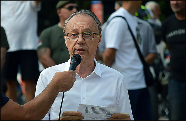 Užice je centar otpora režimu Srbije: Pustite iz pritvora učesnike blokade (FOTO/VIDEO) 5 Rektor BU Vladan DJokic Foto Nenad Kovacevic