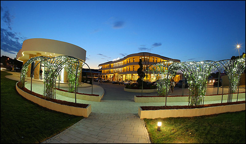 Royal Garden 5