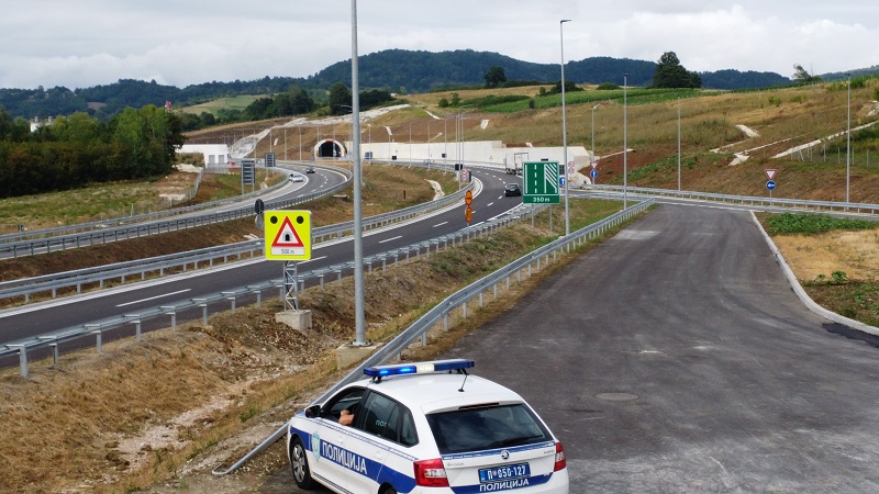 Oglasio se Dom zdravlja Čačak u vezi sa dežurstvima na auto-putu 1 autoput1