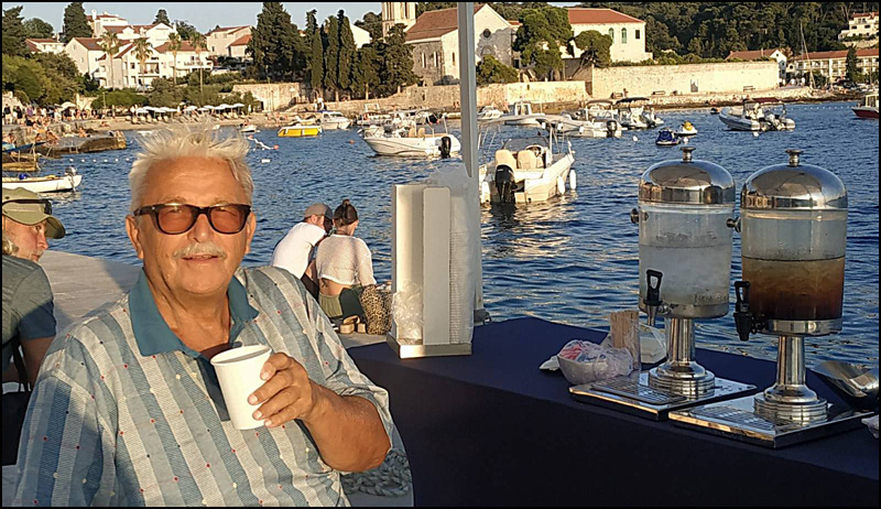 hvar 2