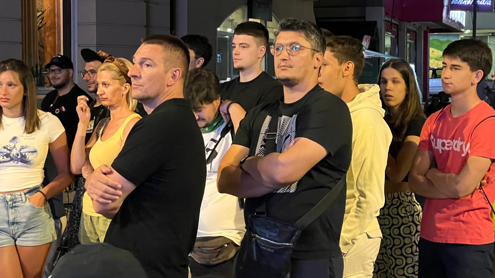 Naprednjaci provocirali decu, raspravljali se sa njima tri sata (VIDEO) 3 sns6