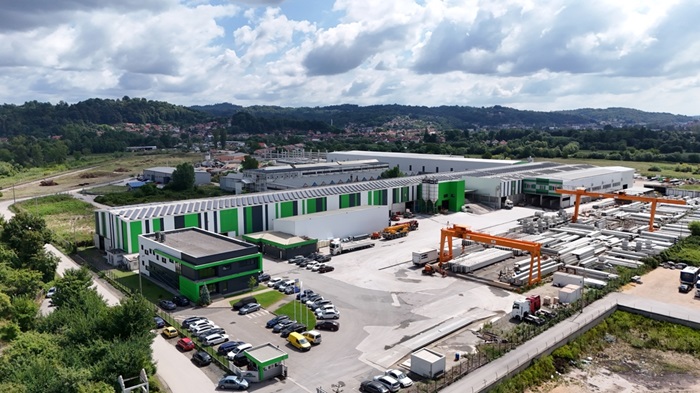 Molins i TITAN preuzimaju Baupartner 4