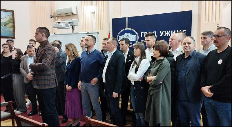 Odbornici opozicije Foto Nenad Kovacevic