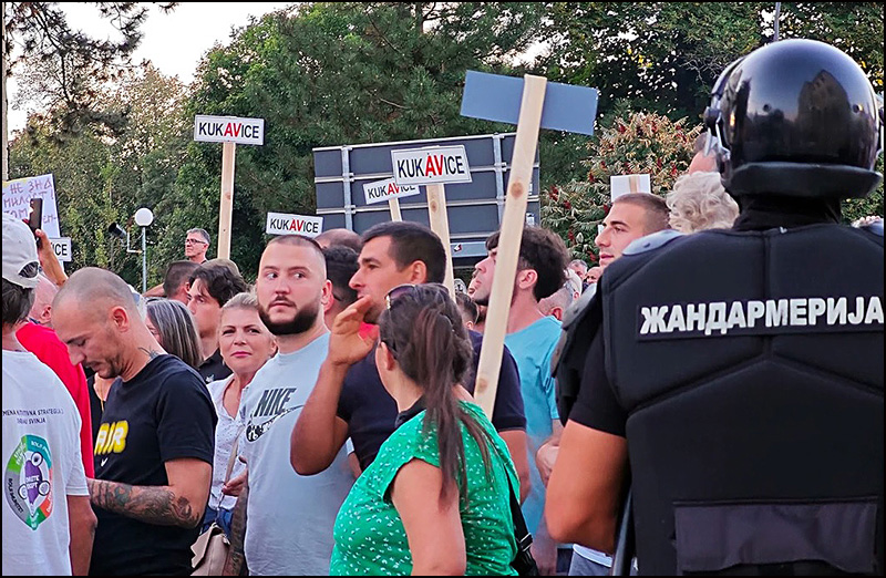 Čačani opet pokazali da se ne plaše naprednjaka 3 Foto Nenad NesovicN2