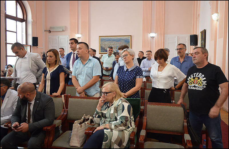 Užička opozicija naterala naprednjake da prihvate njene zahteve 1 Odbornici opozicije Foto Nenad Kovacevic