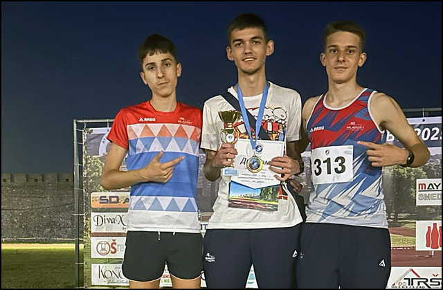 Atletičari užičke Mladosti osvojili tri medalje u Smederevu 1 Vukasin Ognjen i Drgan Foto AK Mladost