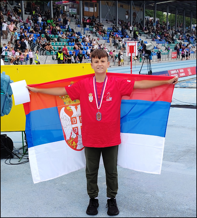 bronzani Vukasin Mihailovic 640