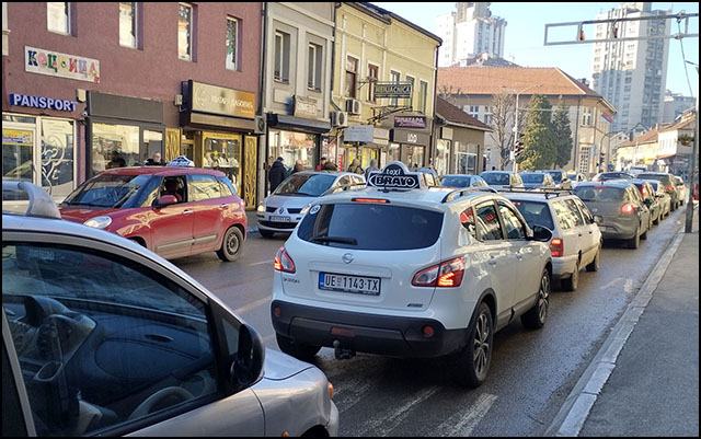 Još jedno lažno obećanje naprednjaka: Nova javna garaža ni na vidiku 2 Foto Nenad Kovacevic 7