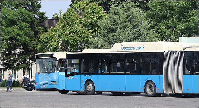 Tiho širenje biometrijskog nadzora: Javne institucije pod mrežom kamera koje prepoznaju lice 4 Autobus Javnog gradskog saobracajnog preduzeca Novi Sad. Foto 021