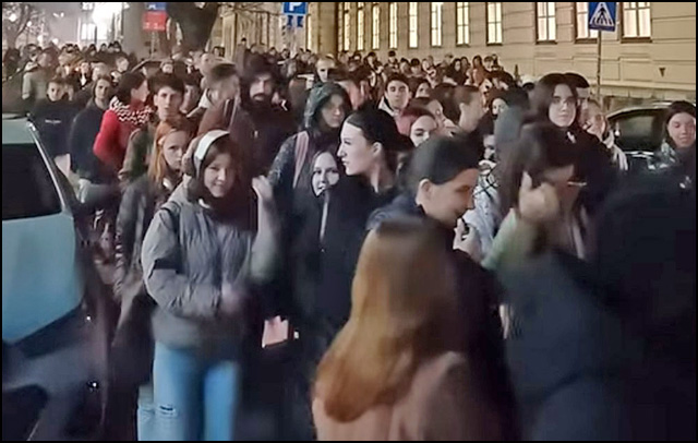 Skup gimnazijalaca Foto kompetuzice Instagram 3