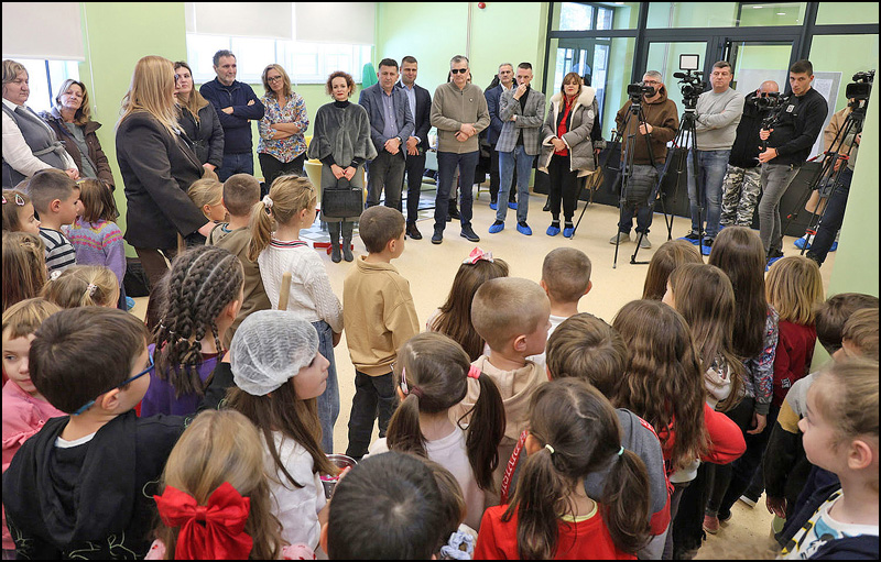 Novi vrtić na Zlatiboru: Ukida se lista čekanja za boravak dece u predškolskim ustanovama 1 Foto Dragan Nikic 2
