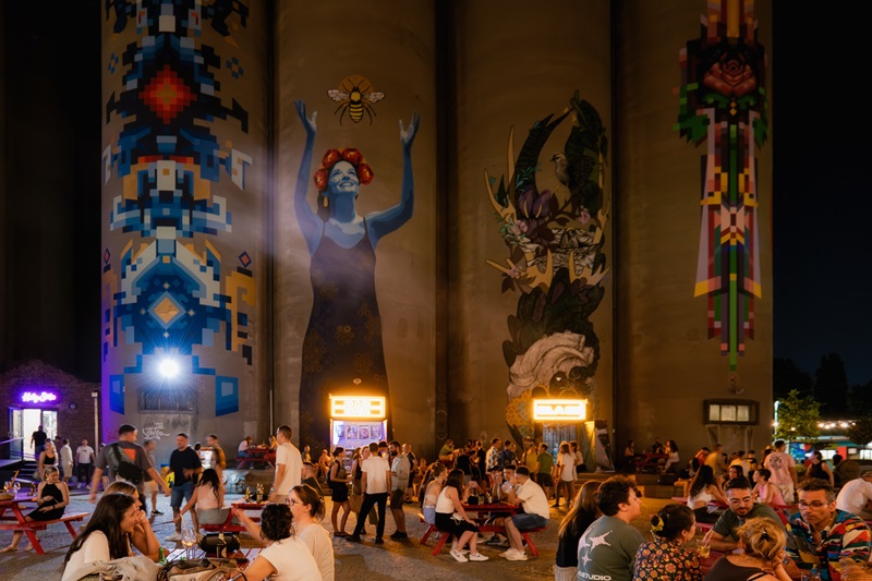 U Čačku će biti predstavljene monografija i izložba povodom 10 godina DUK Festivala 3 Izlozba „DUK 2015 x 2025 u beogradskim Silosima photo 01 Jovan Zornic