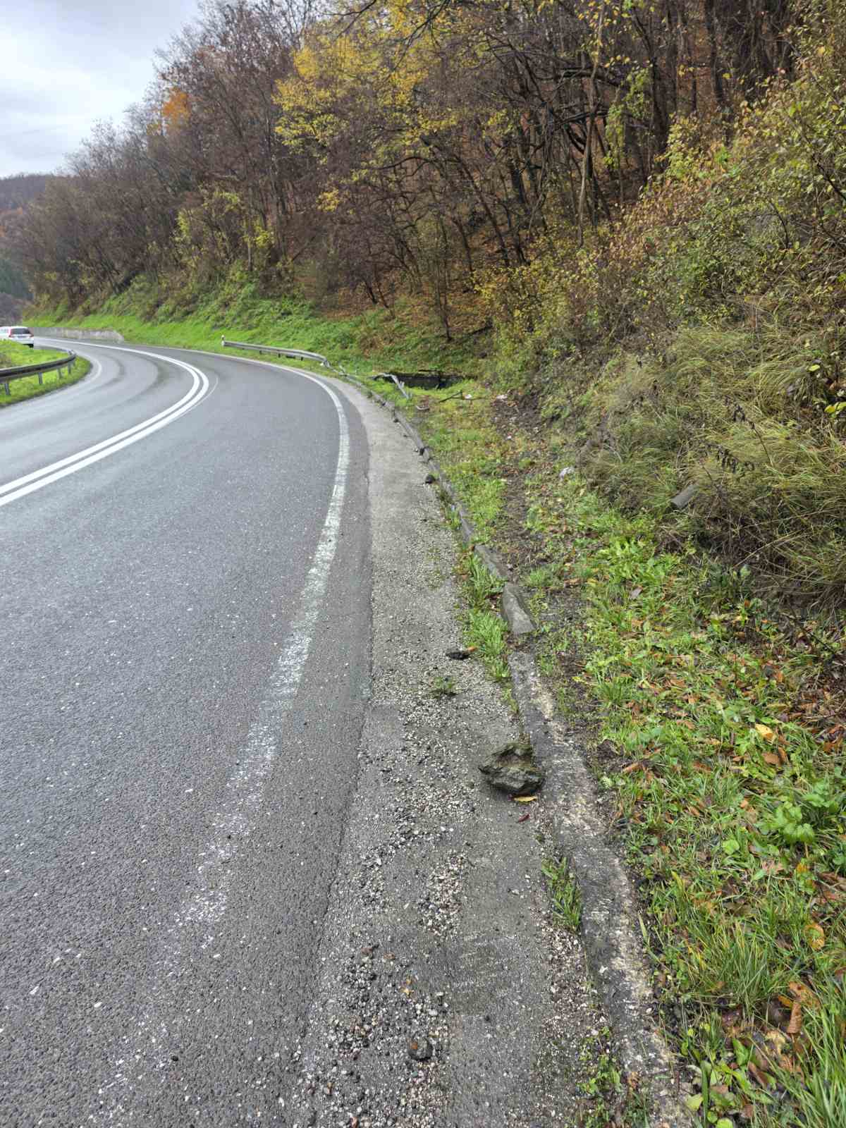 Putevi Srbije postavili bankine na mestu tragedije u klisuri 1 bankine