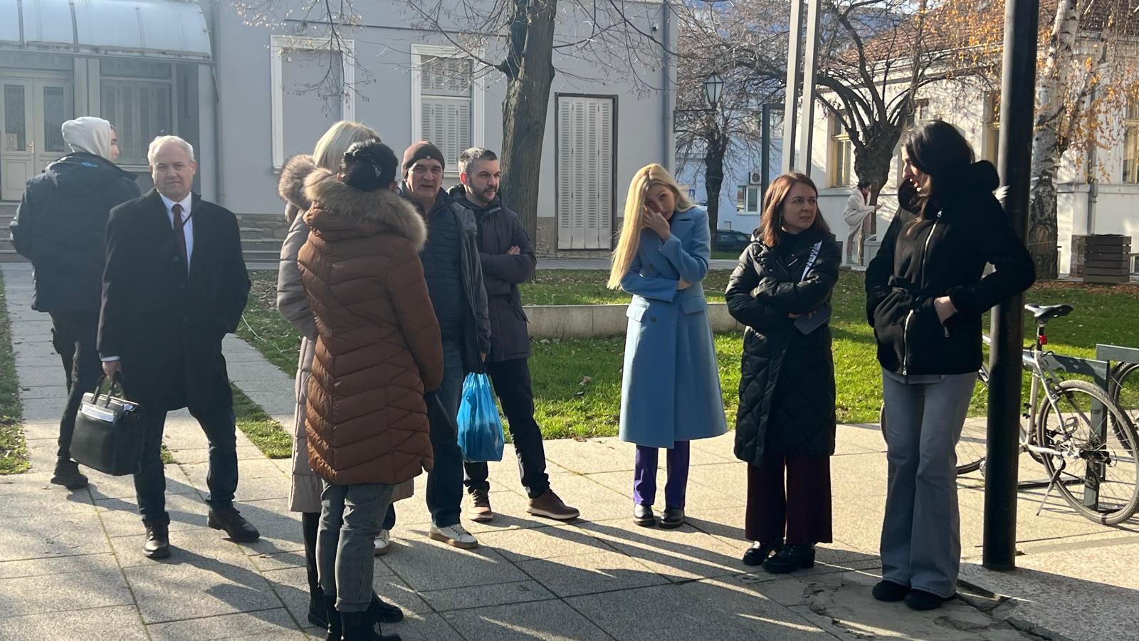 Protest zaposlenih zbog napada i pritiska na pravosuđe 3 sudija1