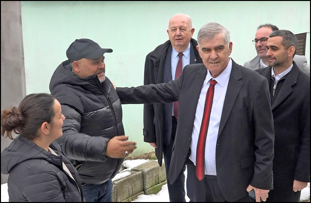 Najezda ministara u Užicu i Sevojnu: Naprednjačka propaganda uoči lokalnih izbora 1 Demo Berisa Foto Grad Uzice