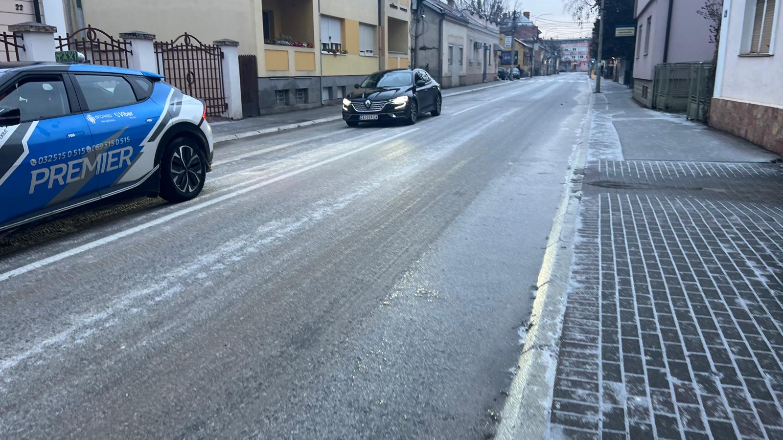Чачак пао на 10 центиметара снега — и на једну пријаву 2 led cacak