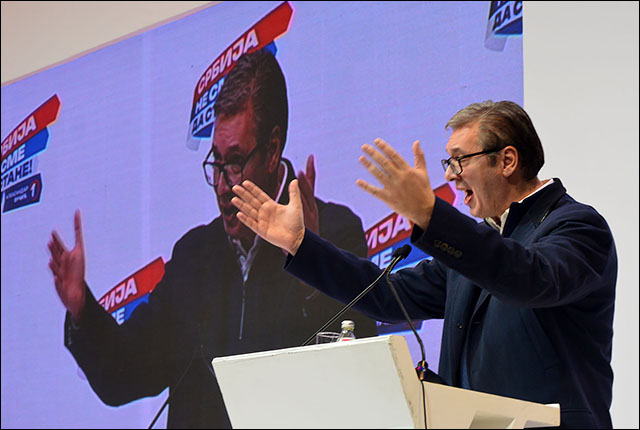 Miloš Vućević uhvatio muštuluk Užičanima: Vučić dolazi na komplet lepinju 3 Aleksandar Vucic Foto Nenad Kovacevic