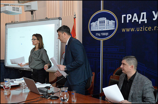 Naprednjak Dragoljub Stojadinović napušta mesto predsednika užičke skupštine 4 Dragoljub Stojadinovic Foto Nenad Kovacevic 1