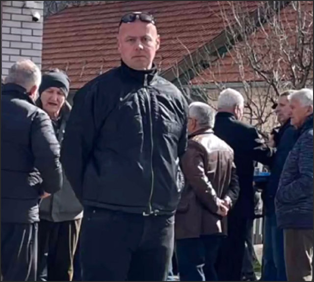 Dobrivoje Kovacevic Foto Printskrin FB Da ne disemo Duboko
