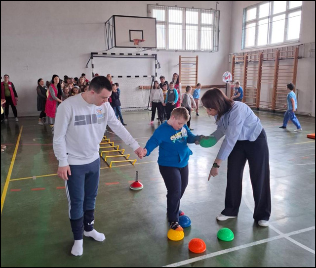 Svetski dan osoba sa Daunovim sindromom u Užicu obeležen saradnjom dve škole 5 Pajo