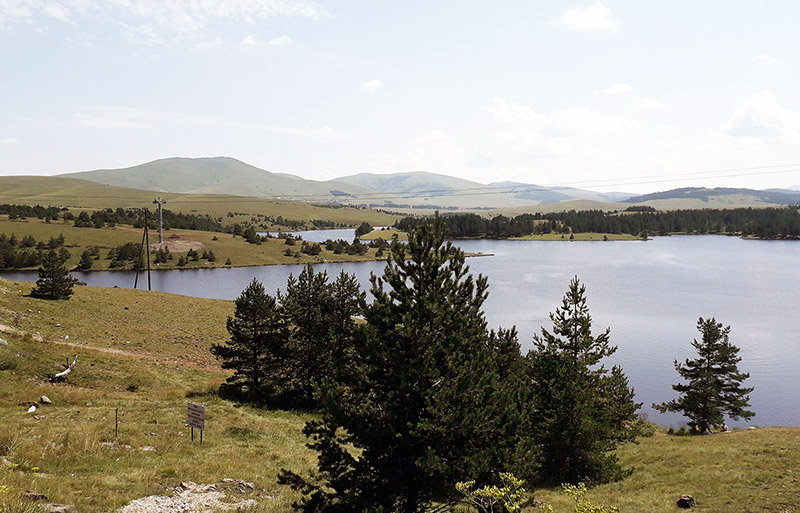 Opozicija u Čajetini traži zaštitu opštinskog i državnog zemljišta 1 Ribnicko jezero 800