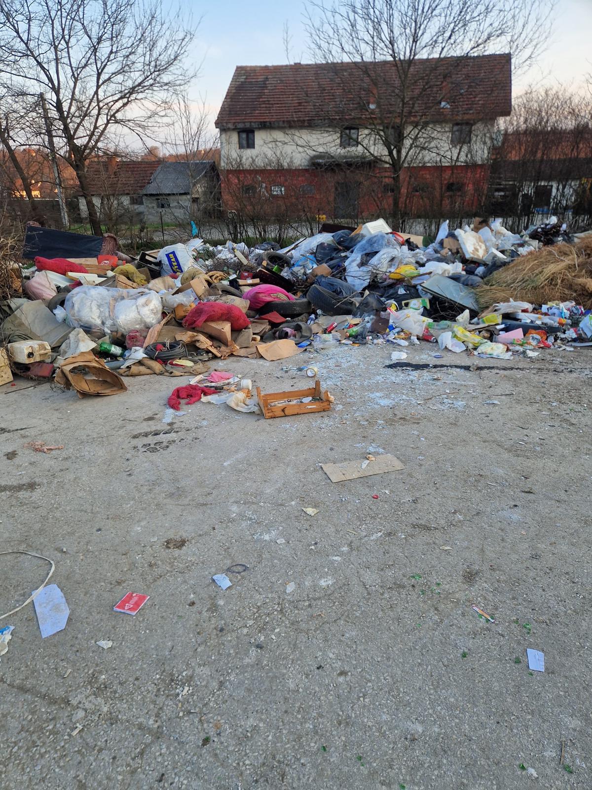 Kako smo postali prljav grad: Deponija u Atenici 5 atenica4