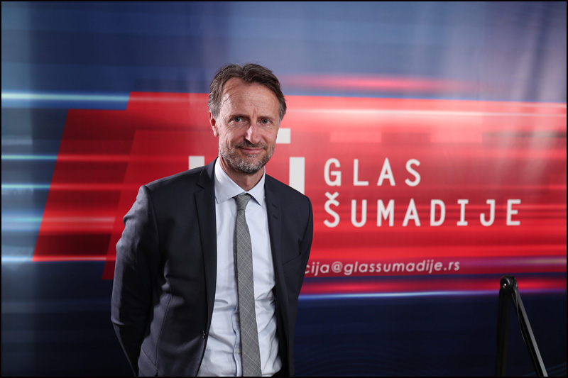 Ambasador Andreas fon Bekerat