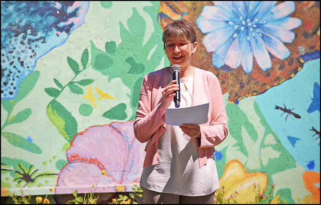 Svečano otvoren četvrti Naučni piknik u Arboretumu Šumarskog fakulteta 5 Anke Konrad ambasadorka Nemacke foto Marko Paunovic