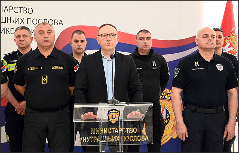 Na Slaviji održan jedan od najvećih skupova studenata ikad 8 Dragan Vasiljevic direktor policije Foto ATAImages