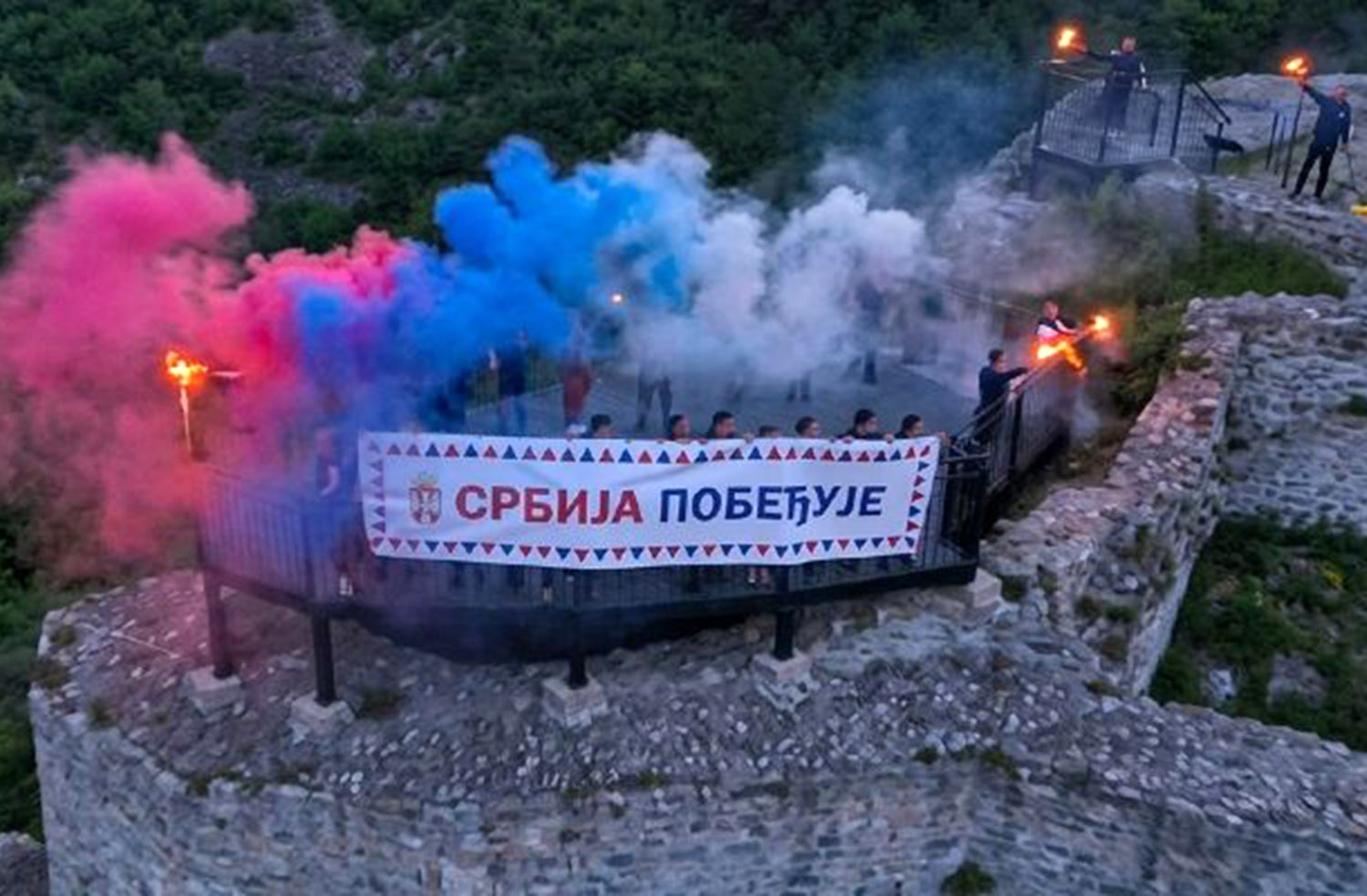 Foto SNS Fejsbuk Printskrin