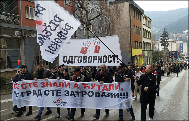 Tužilaštvo umanjuje odgovornost za ekološku katastrofu na deponiji Duboko 2 Protest Probudimo tuzilastvo Foto Nenad Kovacevic
