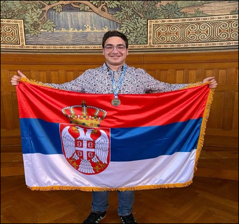 Mladi Kraljevčanin među najboljima u Evropi: Dušan Lazić osvojio srebro iz fizike 1 Uzicanin