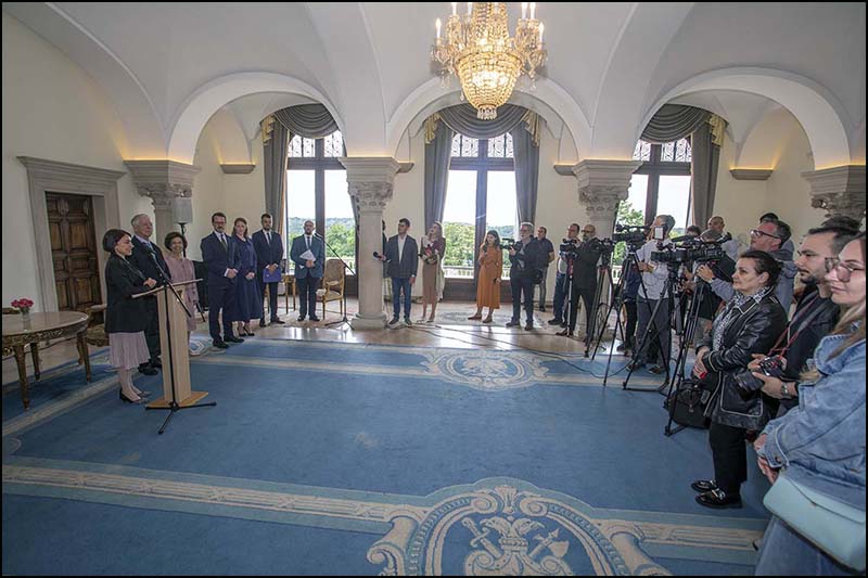 dvor 2