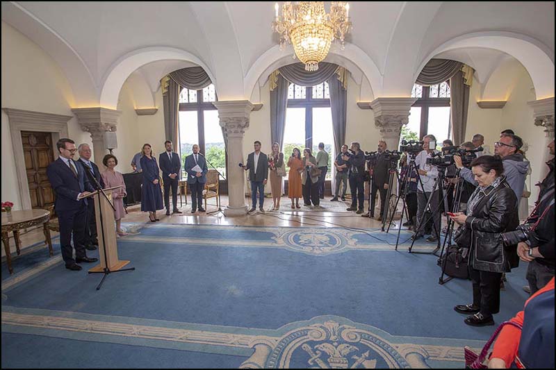 dvor 4