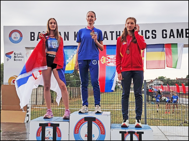 Uspeh mladih atletičara „ČAAK“- a na prvim „BALKAN KIDS ATHLETICS GAMES“ 1 DJurdjina Manjevic uz pobedu novi licni rekord u disciplini 300 m 4147 sekundi