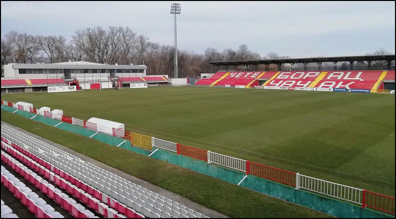 Ko se to kiti tuđim perjem 1 Gradski stadion