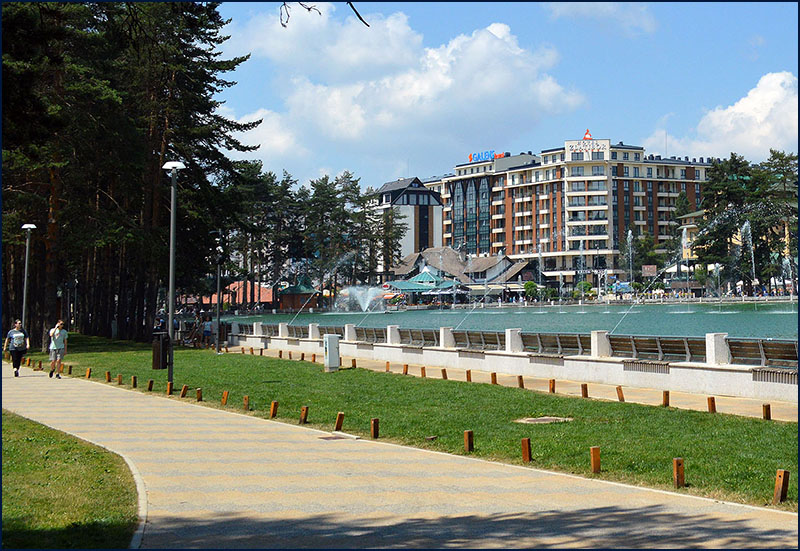 Čajetina sa 14.000 stanovnika ima više od 20.000 nelegalnih objekata, od kojih je većina na Zlatiboru 1 Zlatibor Foto Nenad Kovacevic 2