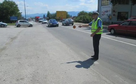 policija
